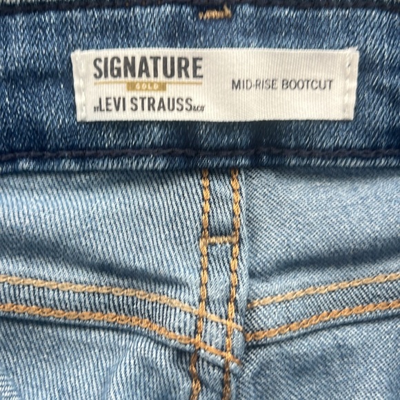 Levi boot cut jeans - Picture 3 of 6